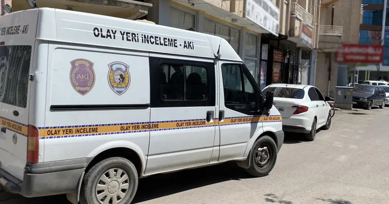 Tırmandığı balkon demirinden düşen down sendromlu çocuk ağır yaralandı