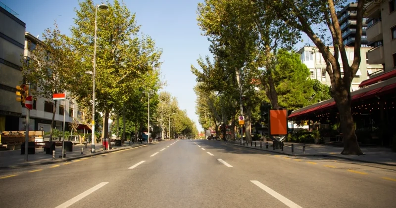 Türkiye nin en ünlü caddelerinden bir tanesi olan Bağdat Caddesi nin adı nereden geliyor?