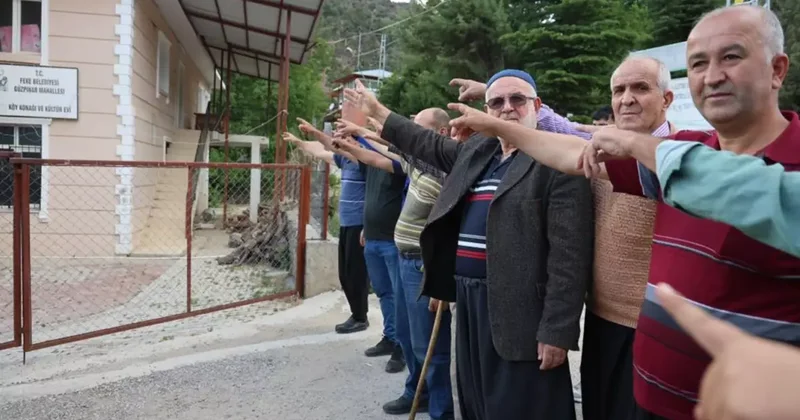 Muhtar 8 yıl boyunca köylüyü kandırdı, gerçek seçimi kaybedince ortaya çıktı