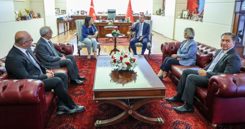 Son dakika: DEM heyetinden CHP ye ziyaret Son dakika haberleri
