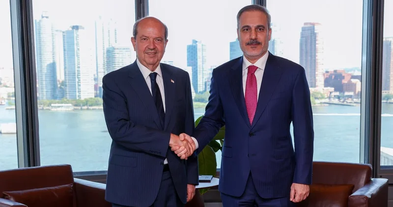 Bakan Fidan, KKTC Cumhurbaşkanı Tatar ile bir araya geldi