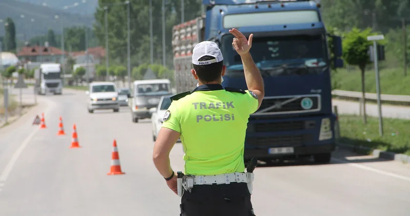 Başkent sakinleri, dikkat: Yarın bazı yollar trafiğe kapatılacak