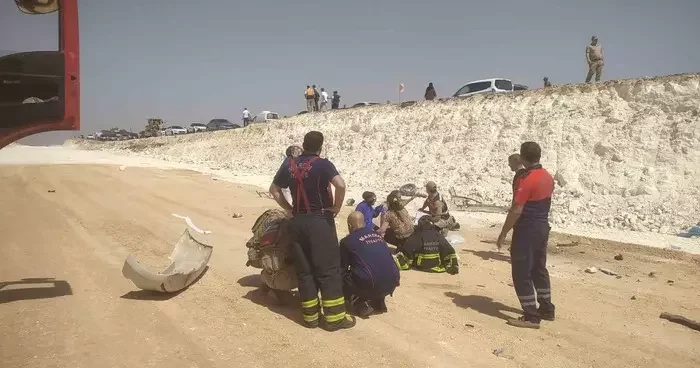 Mardin’de otomobil şarampole yuvarlandı: 1 ölü, 6 yaralı