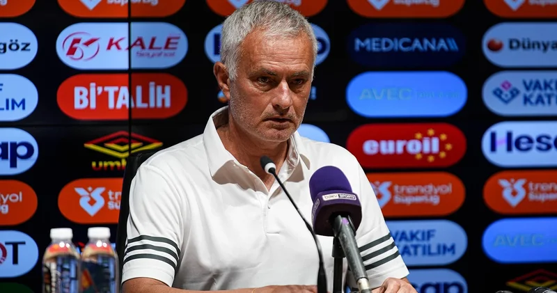 Fenerbahçe Teknik Direktörü Jose Mourinho: Bugün bir duvara karşı oynadık, duvar gibi savunma yaptılar