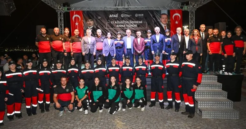 Marmara Depremi şehitleri, Kocaeli ve Sakarya da anıldı Güncel haberler