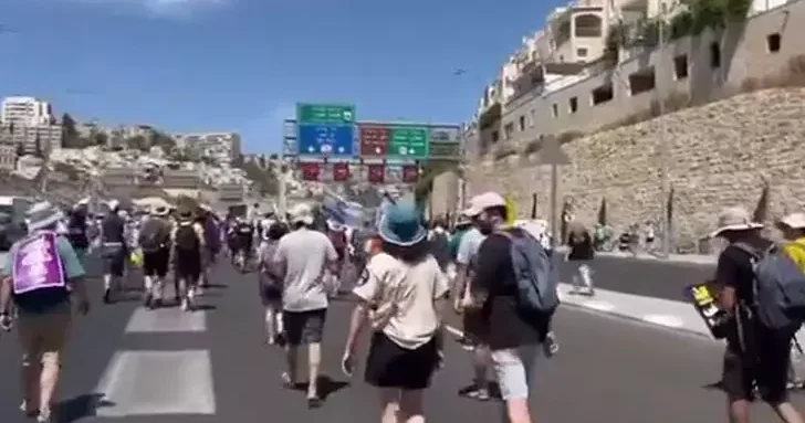 İsrail de Gazze deki esirlerin getirilmesi için protesto başladı