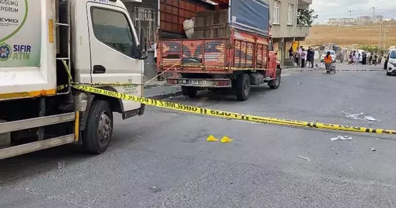 Avcılar da komşular arasında yan baktın kavgası: 1 ölü