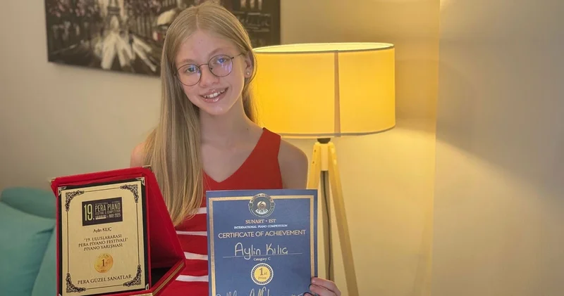 Kocaelili genç yetenek Aylin, 9 yaşında lise diploması aldı
