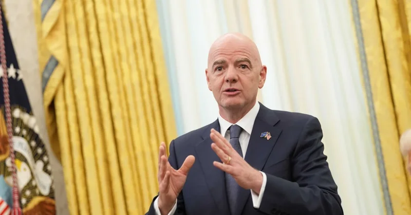 Infantino dan Semenyo ya yapılan ırkçı saldırıya tepki Sözcü Gazetesi