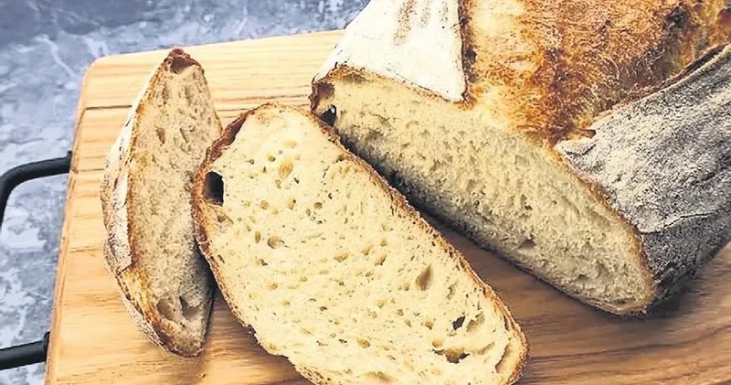 İDİL AÇIKALIN Soframızdaki ekmek teknesi
