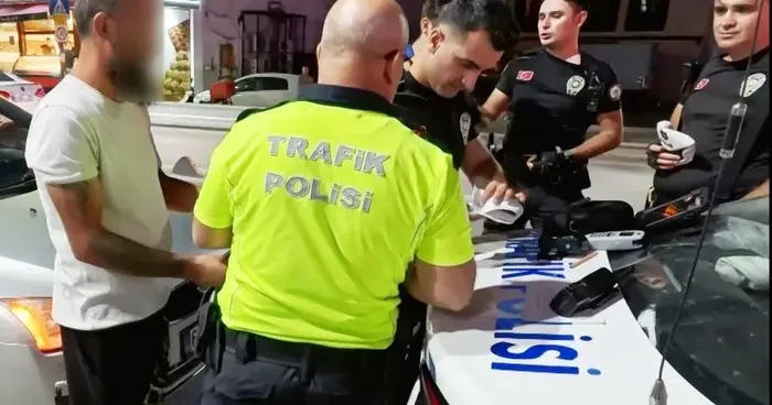 Muayenesiz araçla yakalanan ehliyetsiz ve alkollü sürücü: Kafamız kıyak, kusura bakmayın