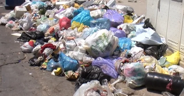 İzmirliler çöp yığınları görmekten usandı: Artık bakmamaya çalışıyorum VİDEO İZLE