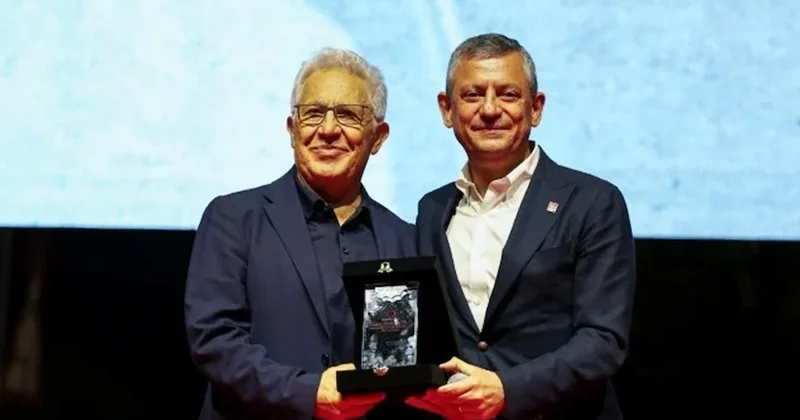 Zülfü Livaneli’ye Hacı Bektaş Veli Dostluk ve Barış Ödülü verildi. Sözcü Gazetesi