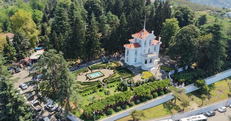 Trabzon daki Atatürk Köşkü ne ziyaretçi akını