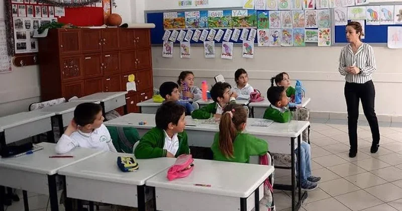 Öğretmenler artık böyle okula gidecek: Kılık kıyafet değişti Sözcü Gazetesi
