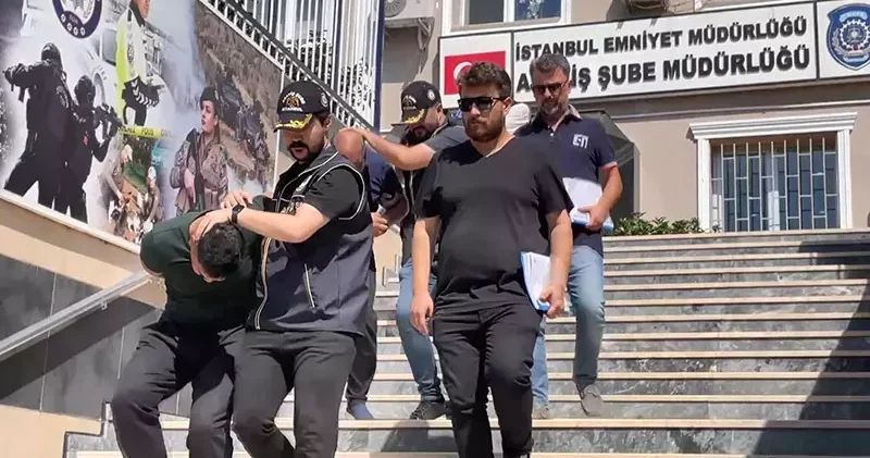 Kendilerini polis olarak tanıtıp dolandırıcılık yapan 3 şüpheli yakalandı
