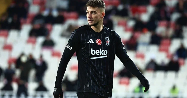 Beşiktaş ta maç öncesi sakatlık şoku: Kadrodan çıkarıldı!