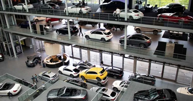 Otomobillerin kilometresini düşük yazan galeri kapatılacak