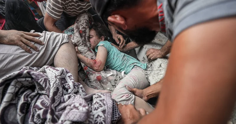 İsrail Gazze yi kalıcı işgal planına başladı: 106 ölü