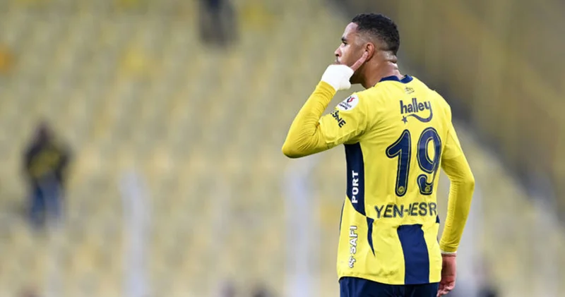 Kadıköy de En Nesyri den tepki çeken hareket! Fenerbahçe Haberleri