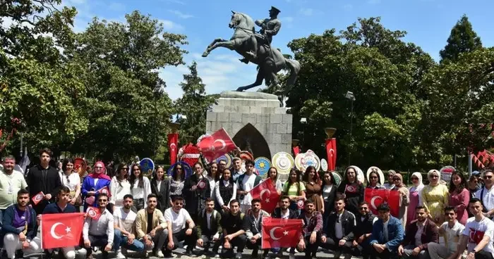 Şehitkamil in gençleri Samsun a çıkarma yapacak