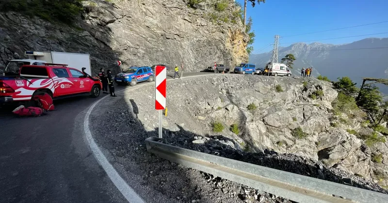 Antalya da feci kaza! Uçuruma yuvarlandı