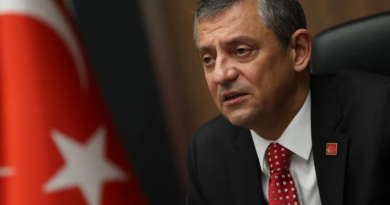 Özgür Özel den Türkan Saylan anması