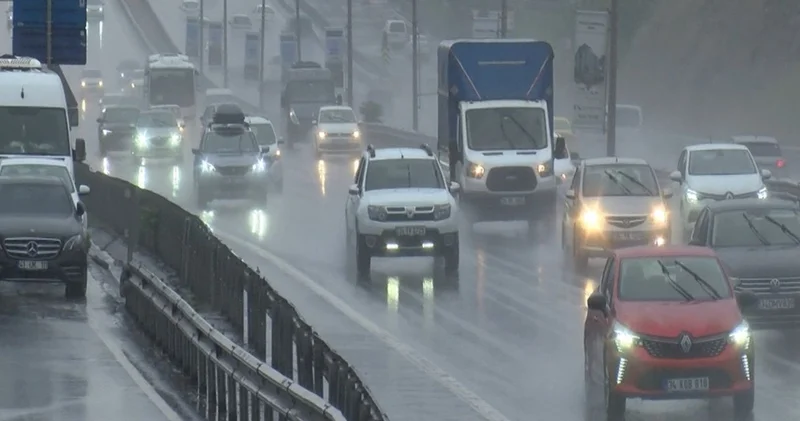 İstanbul’da yağış alarmı: Gün boyu devam edecek