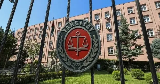 Afyonkarahisar haberleri Hep aklımdasın notuyla, bir kadına çiçek gönderdi: Yargıtay dan emsal karar 18 Haziran 2025