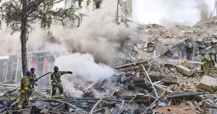 Ruslardan Kiev’e ağır saldırı: 15 ölü