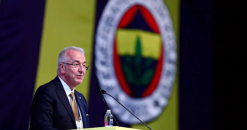 Fenerbahçe Başkan Vekili Erol Bilecik, görevinden ayrılacağını duyurdu