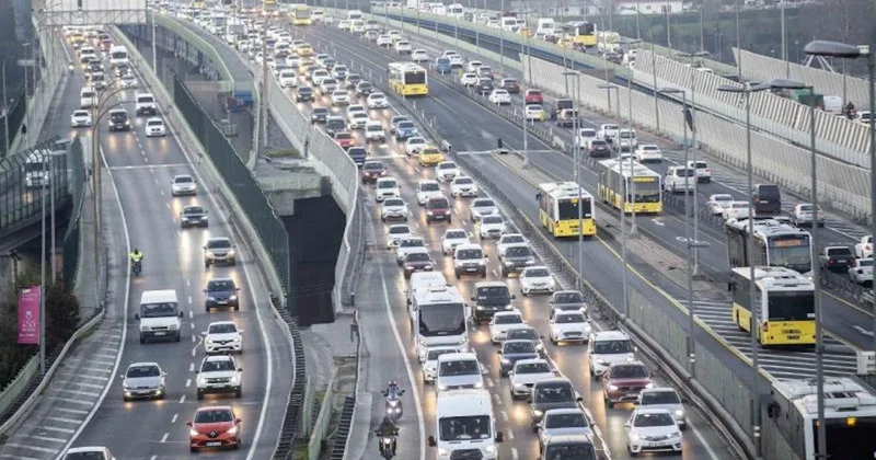 Son beş ayda 900 bin araç daha trafiğe çıktı