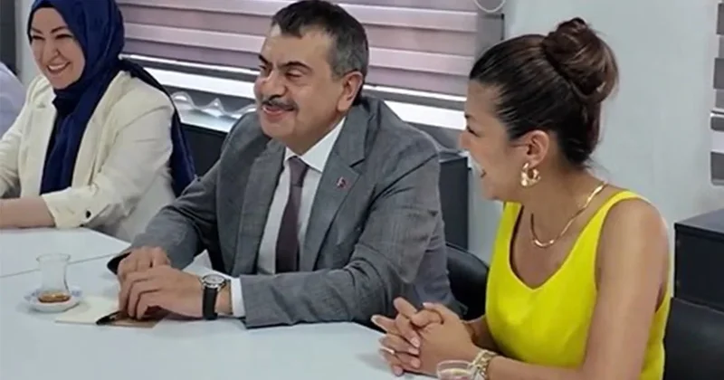 Kadın öğretmenden Bakan Tekin e tuhaf yorum: Kalp atıyorsunuz ya çıldırıyoruz Sözcü Gazetesi