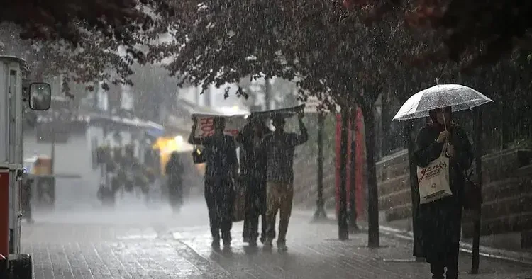 25 ile gök gürültülü yağış geliyor! Meteoroloji tarih verdi! Sağanağın vuracağı iller belli oldu