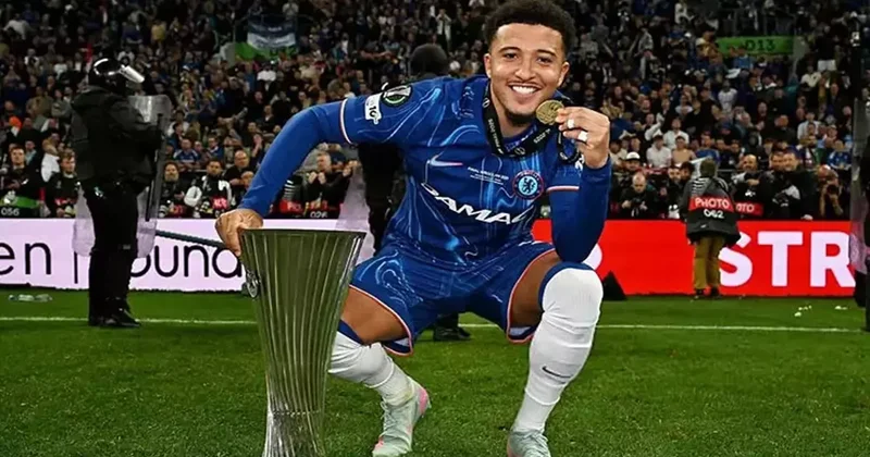 Napoli wants to sign Jadon Sancho
