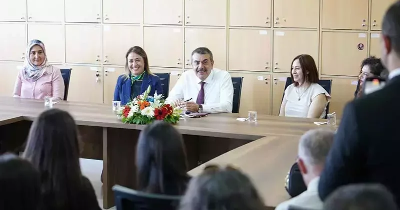 Bakan Tekin: Okullarımızda geleneksel oyunlarımız için envanter oluşturduk