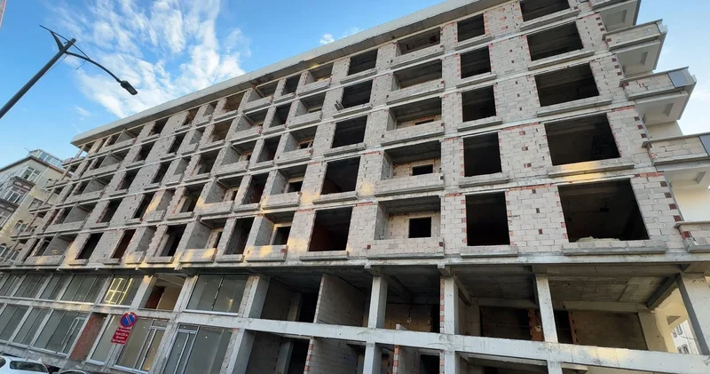 Kentsel dönüşüm perişanlığı: Müteahhit, daire ve dükkanları satıp İflas ettim dedi