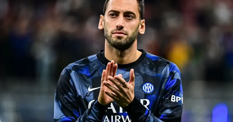 Hakan Çalhanoğlu transferi zora girdi! İşte nedeni