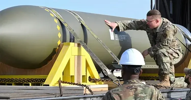 İşte dağları delen bomba MOP! İsrail ABD yi bu mühimmat yüzünden savaşa sokmak istiyor