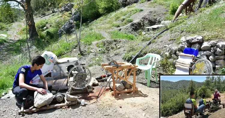 Elektriği olmayan evde yaşayan iki kardeş anneleri için öyle bir şey yaptı ki... Evlatlarımla gurur duyuyorum