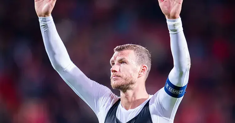 Edin Dzeko, imza için İtalya da!