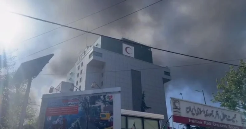 İsrail, Tahran’da Kızılay binasının yakınlarına saldırı düzenledi
