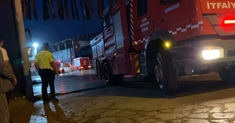Bursa’da geri dönüşüm tesisinde yangın