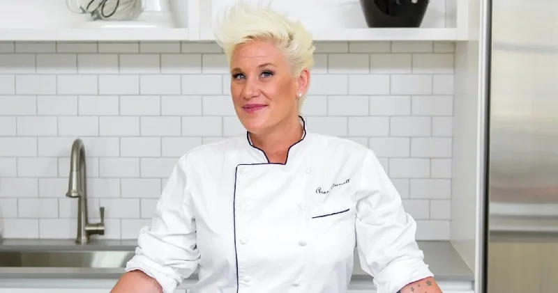 Dünyaca ünlü 55 yaşındaki şef Anne Burrell evinde ölü bulundu
