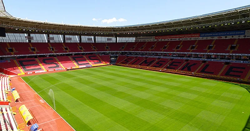 Eskişehir Atatürk Stadyumu nun adı değişti: Atatürk ismi sessiz sedasız kaldırıldı Sözcü Gazetesi