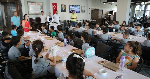 Hatay da 1200 öğrenciye tescilli kömbenin yapımı öğretildi Hatay Haberleri
