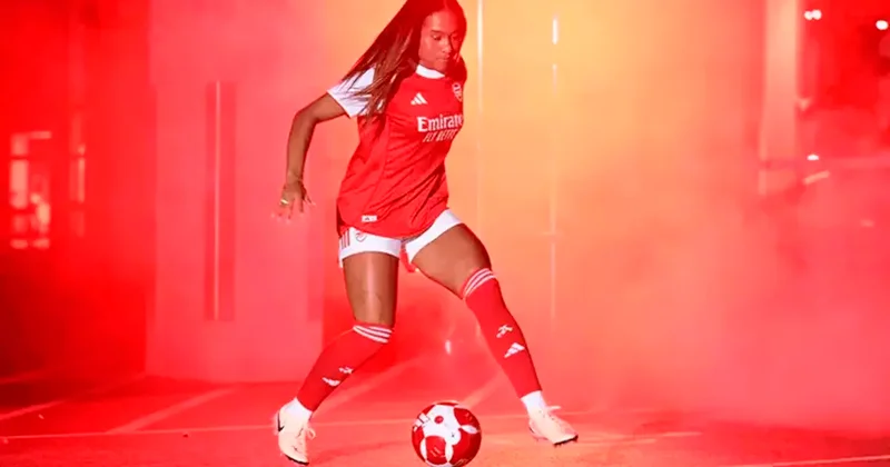 Tarihi transfer! Olivia Smith kadın futbolunun en pahalı oyuncusu oldu Fanatik Gazetesi Futbol Haberleri Spor