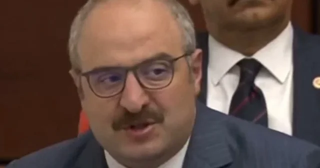 Mustafa Varank tan Meclis i çalıştırmayız tehdidinde bulunan CHP li Başarır a: Hoplasan da zıplasan da beni susturamazsın VİDEO İZLE