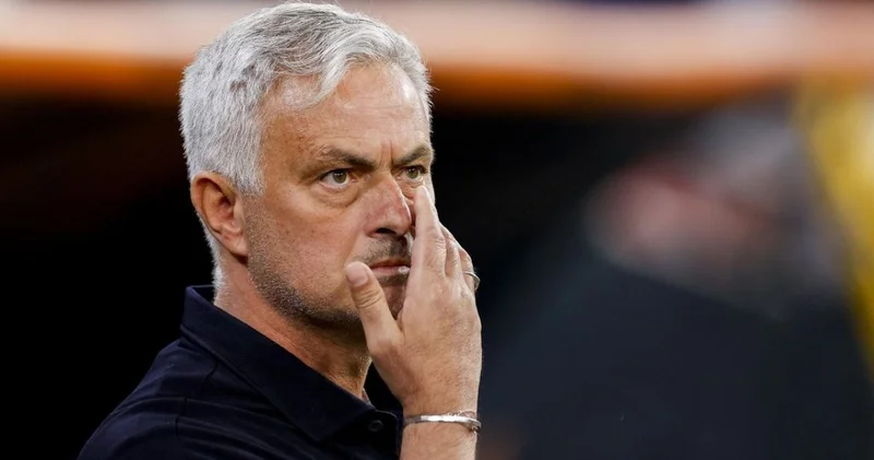 Mourinho dan veda mesajı
