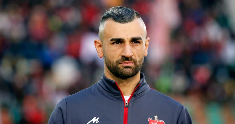 Eşi doğum yaptı, Serdar Dursun bayıldı! Futbol Haberleri
